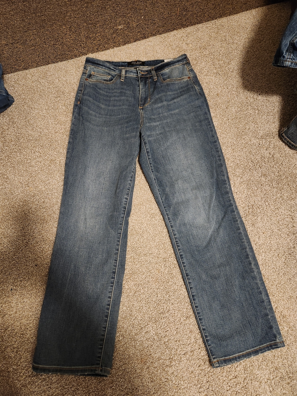 Judy Blue Straight-Leg Jeans - Medium Blue Wash 5/27
